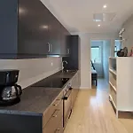 Appartamento 2 Bedroom Stunning In *