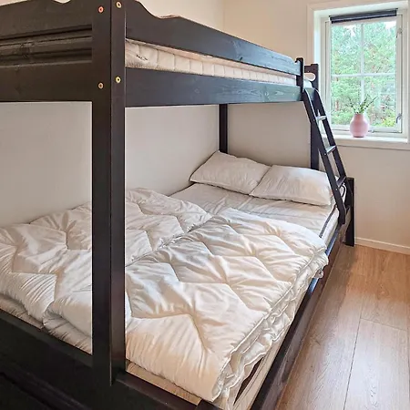 2 Bedroom Stunning In Vradal