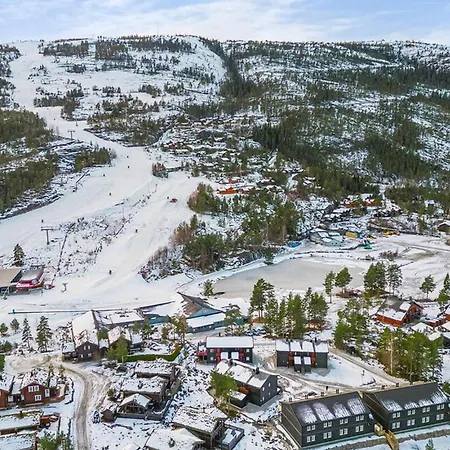 2 Bedroom Stunning In *